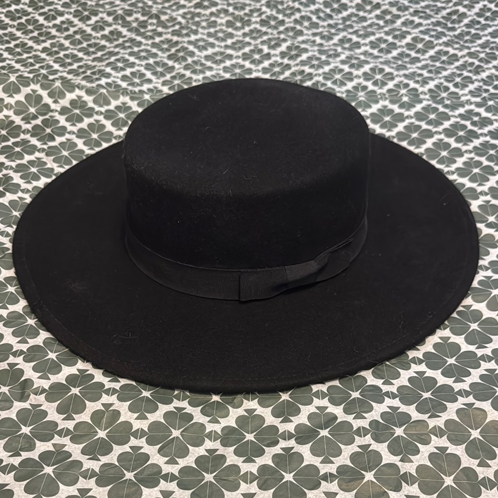 Classic Black Wide-Brim Hat
